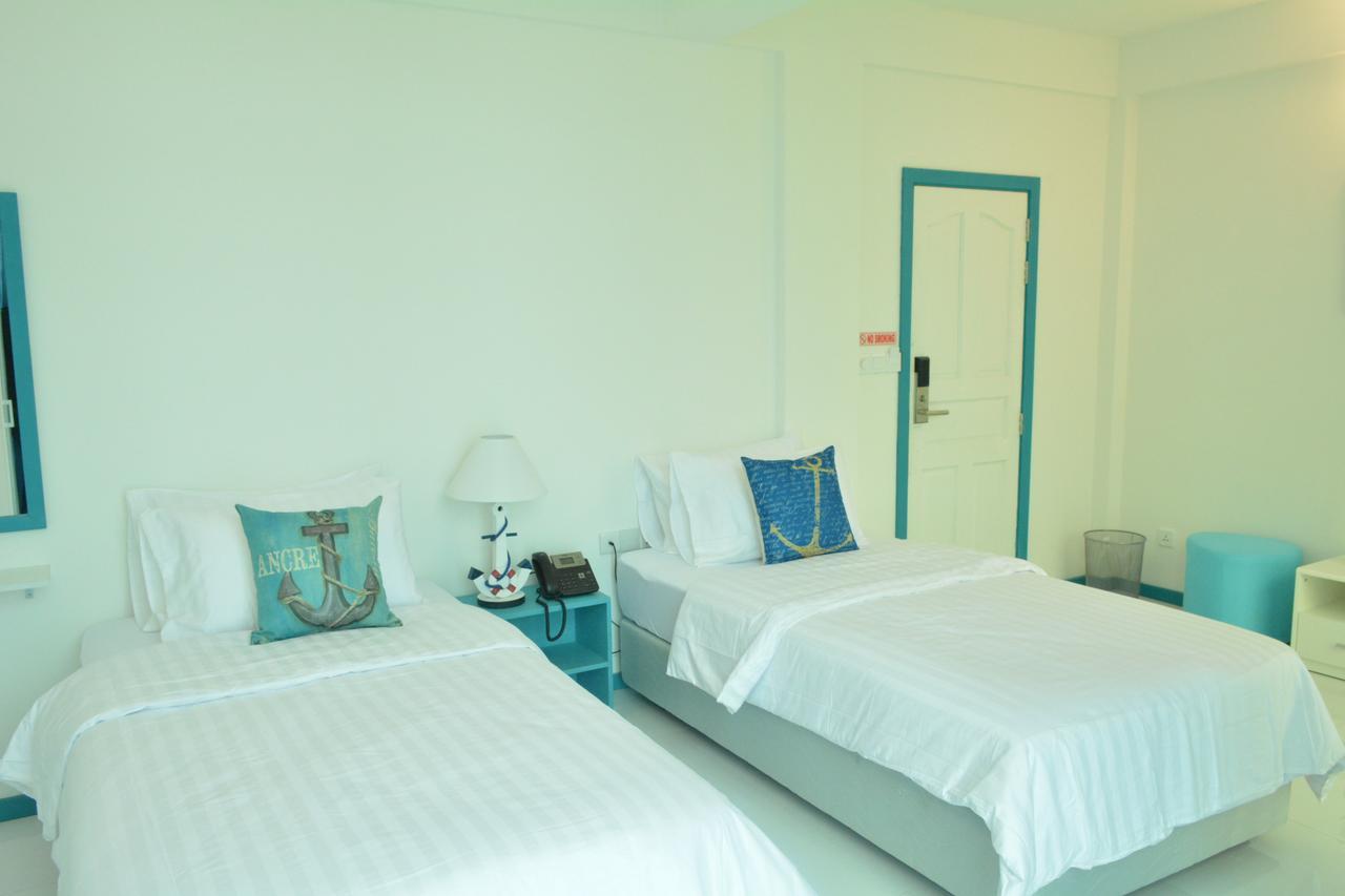 The Aquzz Hotel Hulhumale Bagian luar foto
